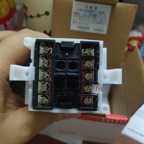 北崎电气YOTO 经济型数显智能温控表 TH4-RB40K (K400继电器)