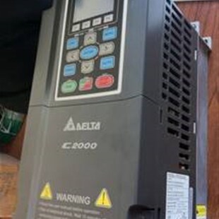 全新台达风机水泵专用变频器VFD037CP43B 380V 3.7KW质保 一年