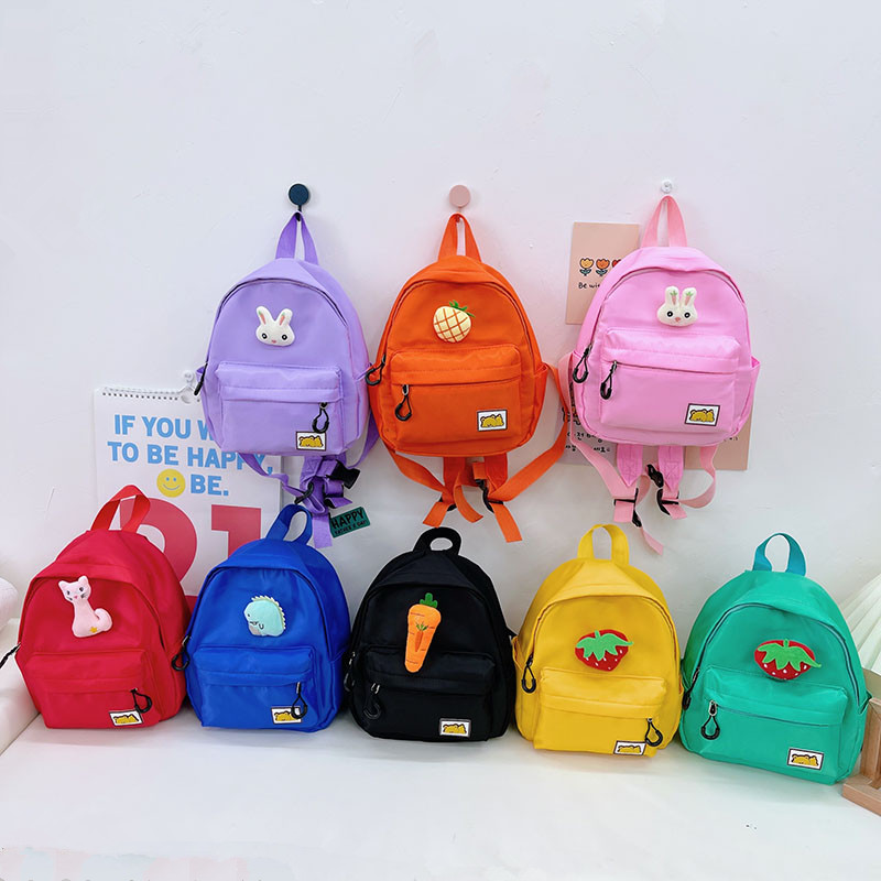 韩版简约纯色儿童双肩包男女孩幼儿园小书包幼儿宝宝可爱逛街背包