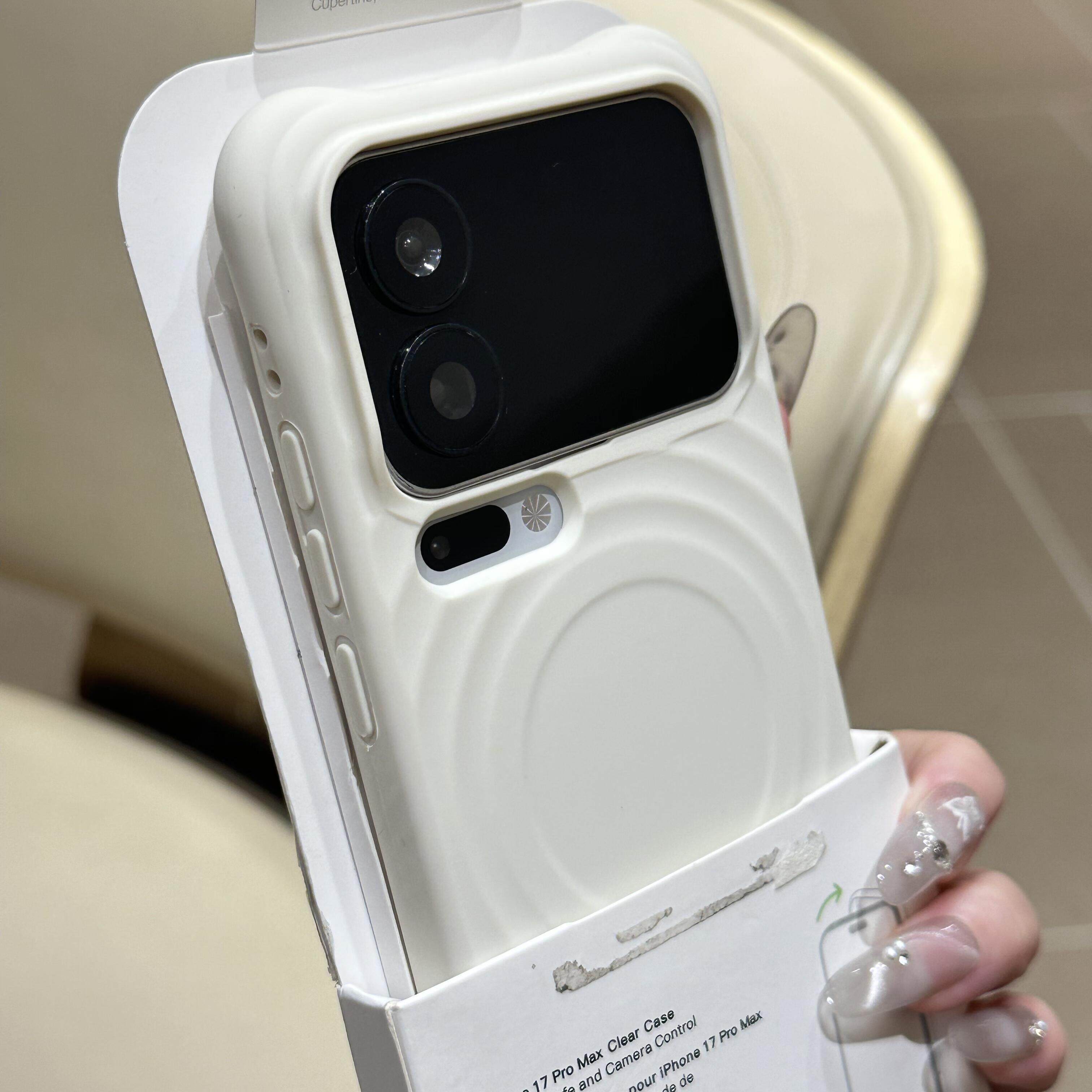 液态硅胶波漾纹磁吸适用小米17promax手机壳新款15pro真液态硅胶14软糯13巨好看极简奶白色全包防摔耐脏情侣