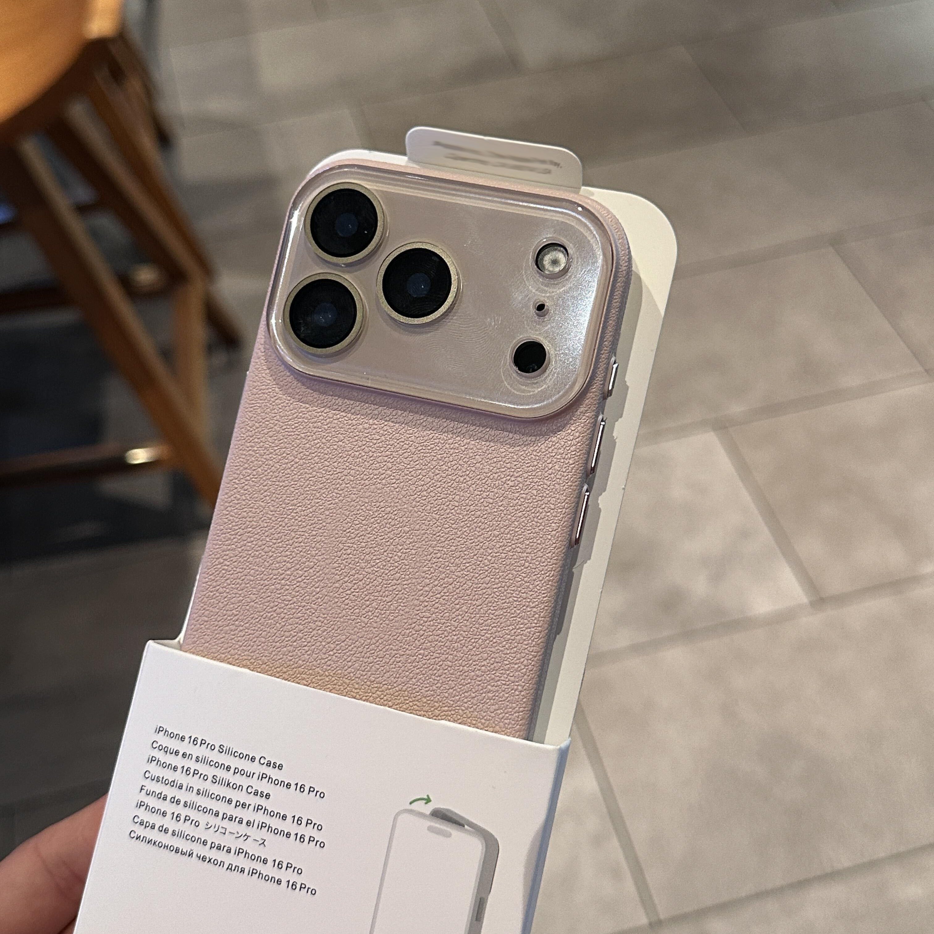 温柔质感樱花粉荔枝纹理全包镜头