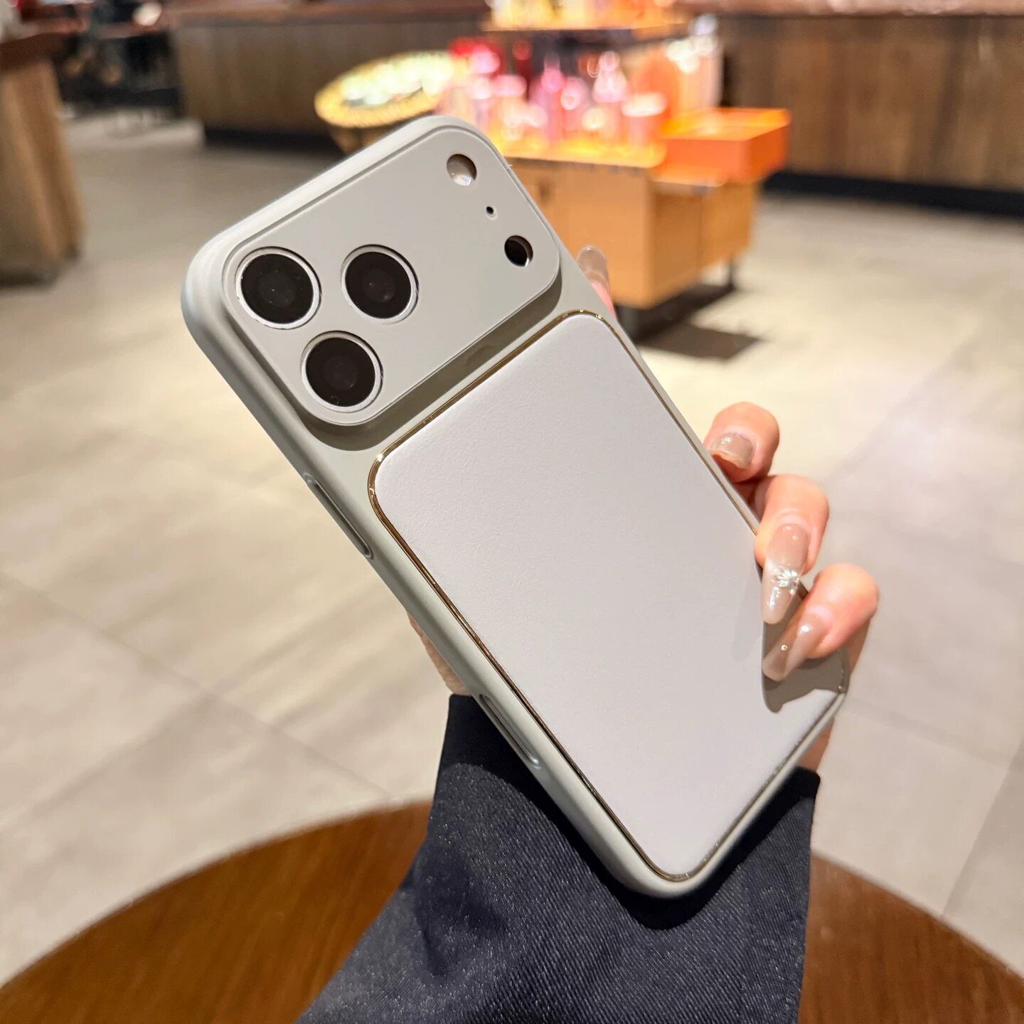 高级感电镀素皮磁吸秒变17适用iphone17promax手机壳苹果16pro新款15plus轻奢风14大视窗13全包防摔磨砂情侣