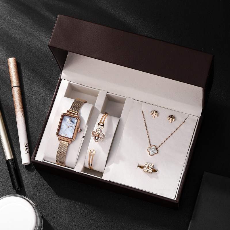 Women's luxury birthday Watch Gift Box   exquisite j