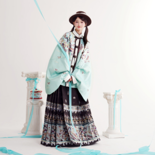 花落尘原创[薄巧蛋糕]重工汉洋折衷织金妆花大明贵女明制立领汉服