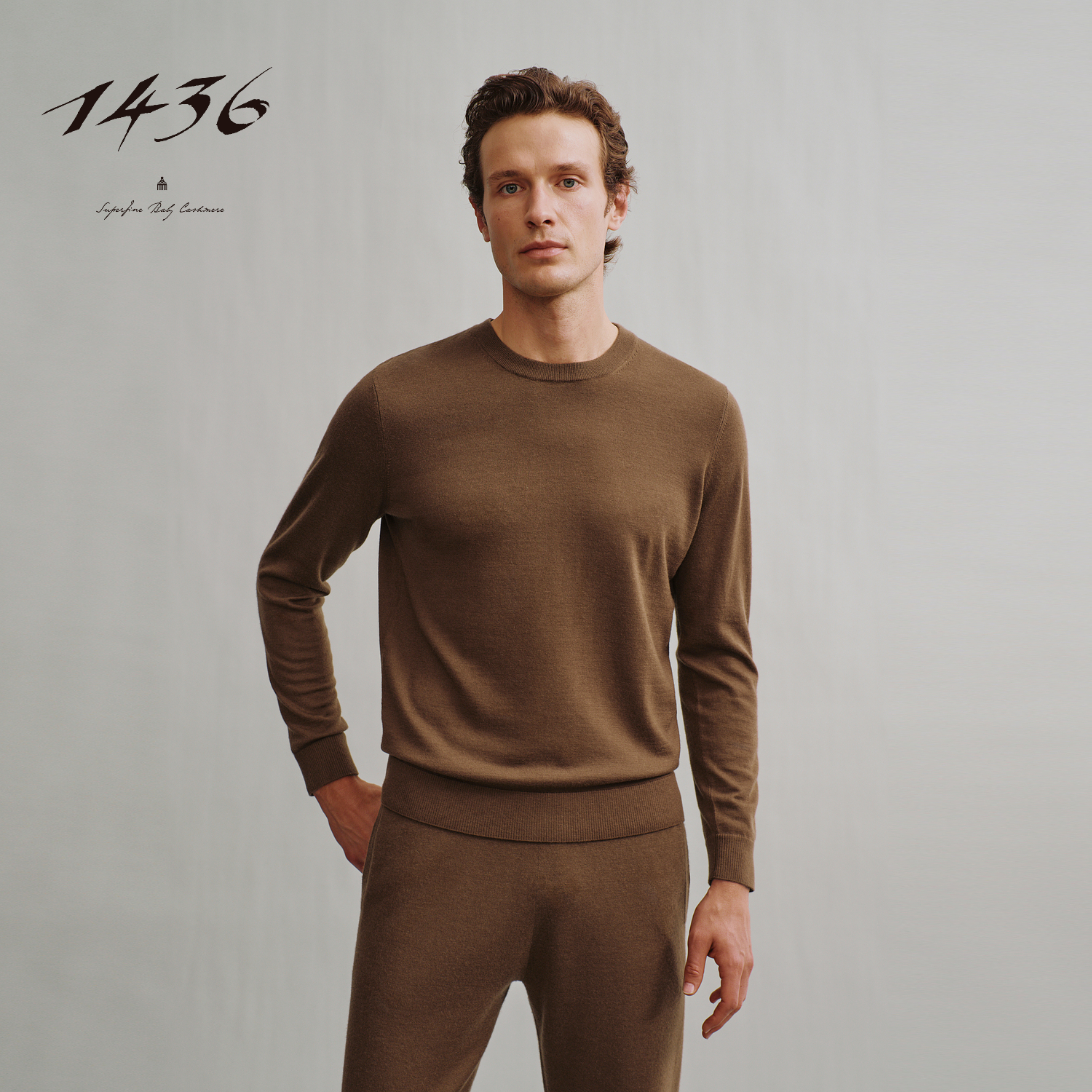 1436 小山羊绒2024早秋新品精纺触感顺滑舒适圆领男士羊绒套衫