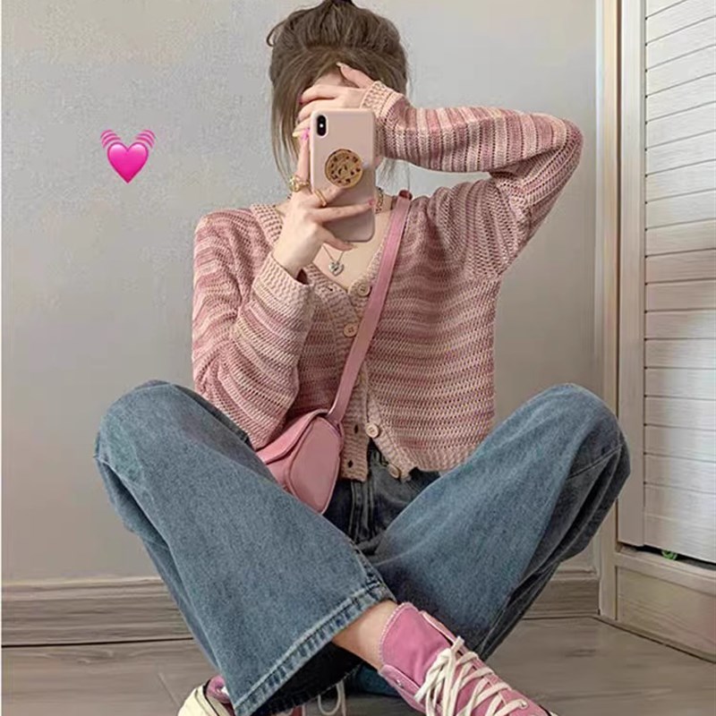 春夏粉色v领条纹针织开衫女薄款设计感小众温柔毛V衣外套短款上衣