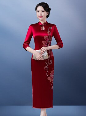 新款手绘烫钻醋酸j改良旗袍连衣裙喜婆婆婚宴妈妈装礼服敬酒服高