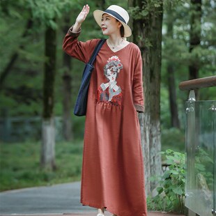 2024年春秋棉麻m刺绣连衣裙民族风绣花宽松大码高腰套头女士长裙