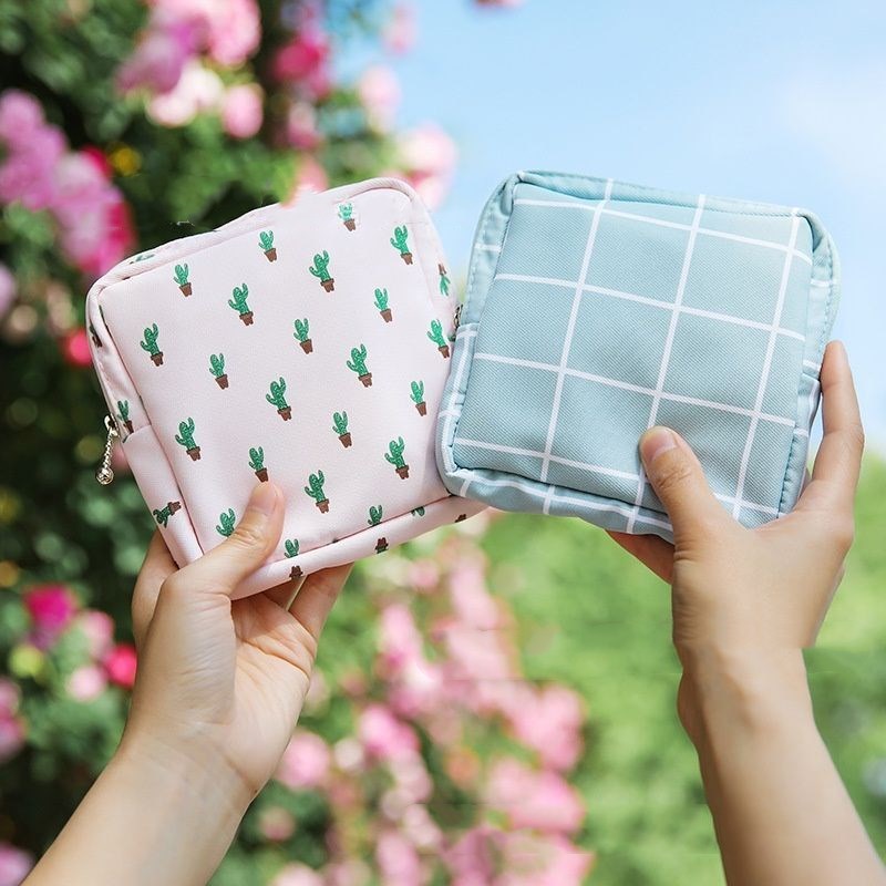 Women Portable Sanitary Napkin Storage Bag Cotton Travel Mak