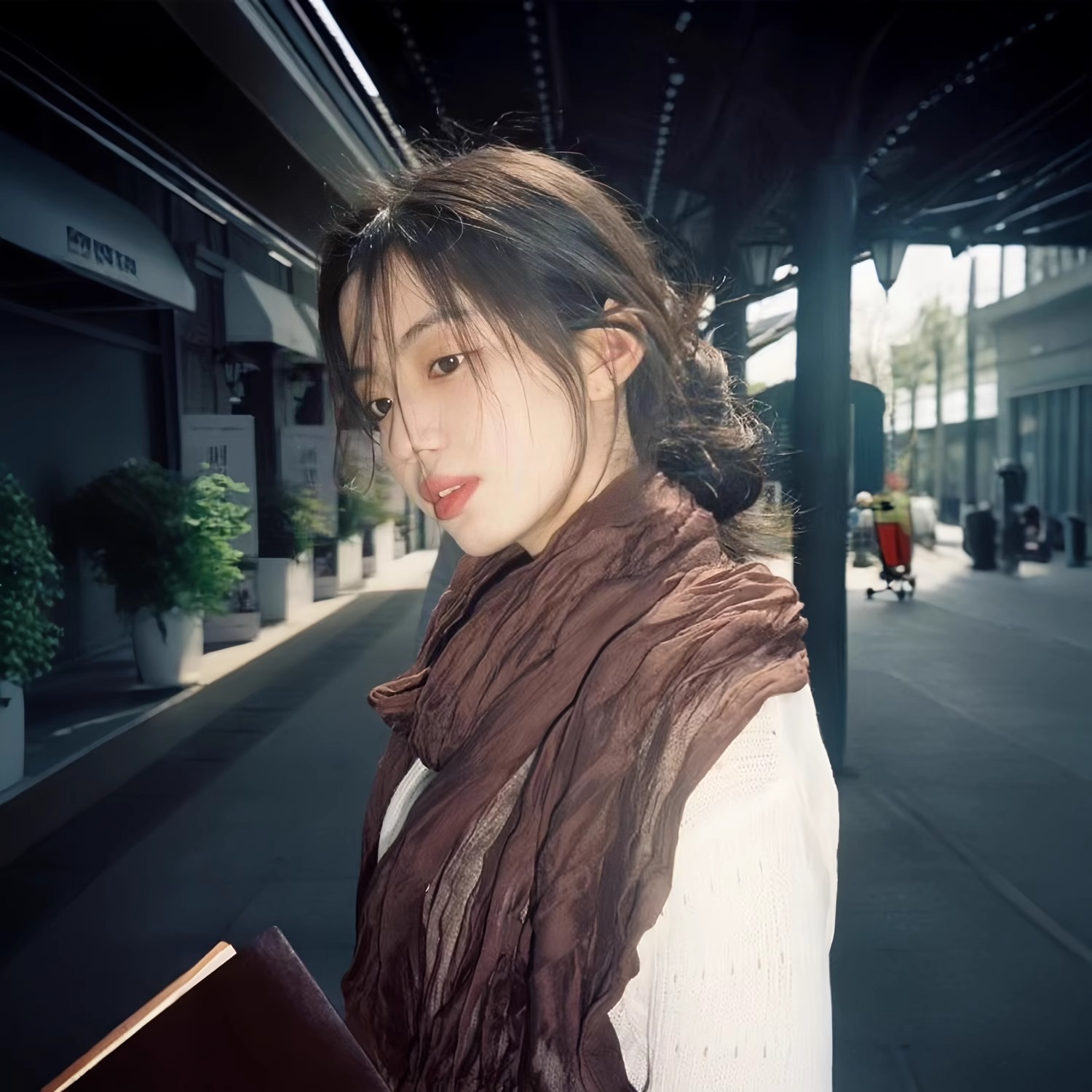 复古棉麻围巾女春秋薄款文艺棕色