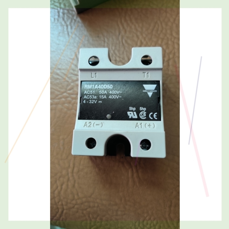 议价固态继电器RM1A40D50,只剩一个.带包装