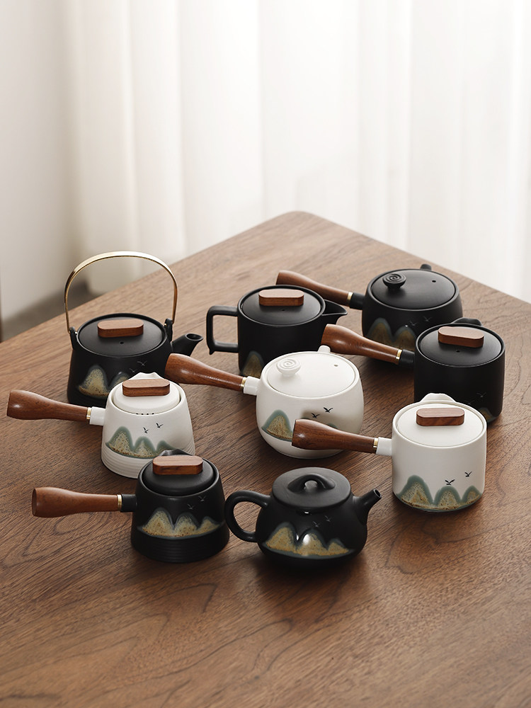 黑陶远山茶壶家用简约功夫茶具手绘中式侧把壶木柄泡茶单壶泡茶器