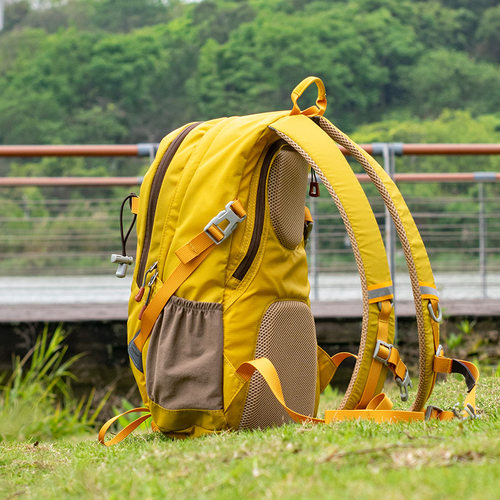 户外旅行20L轻便双肩包