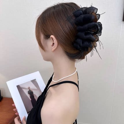 绢纱羽毛泡泡抓夹公主头发夹女后脑勺高级感鲨鱼夹2026年新款头饰