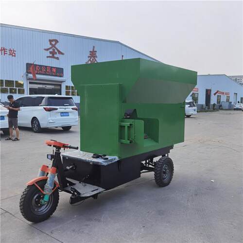 单出饲料喂车均匀饲料的喂料车KRZ牛马饲侧养投料车