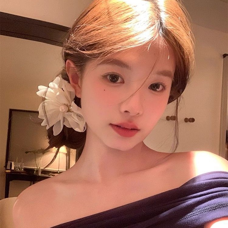 出街氛围感秒变仙女花朵头饰