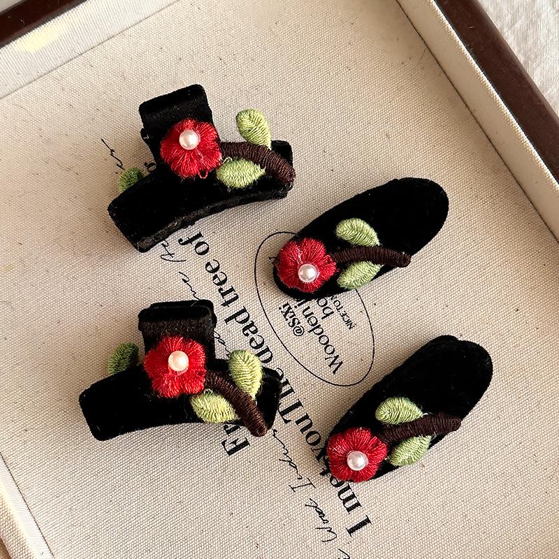 法式高级感刺绣花朵黑色发夹