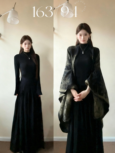 黑色高领针织连衣裙女冬款修身秋冬季长款内搭打底梨型伯克利裙子