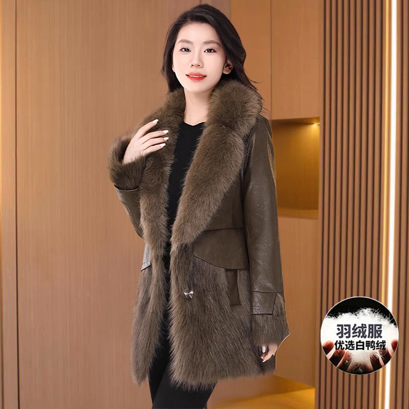 海宁年轻皮草外套皮毛一体女欧货秋冬2026爆款洋气皮衣派克羽绒服