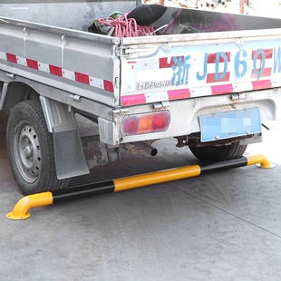 U型护栏预埋款钢管挡车杆阻车器隔离栏警示停车位挡车防撞柱槽钢