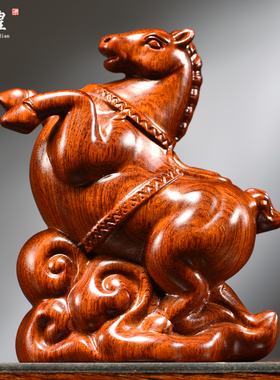 花梨木雕马摆件新中式生肖装饰品