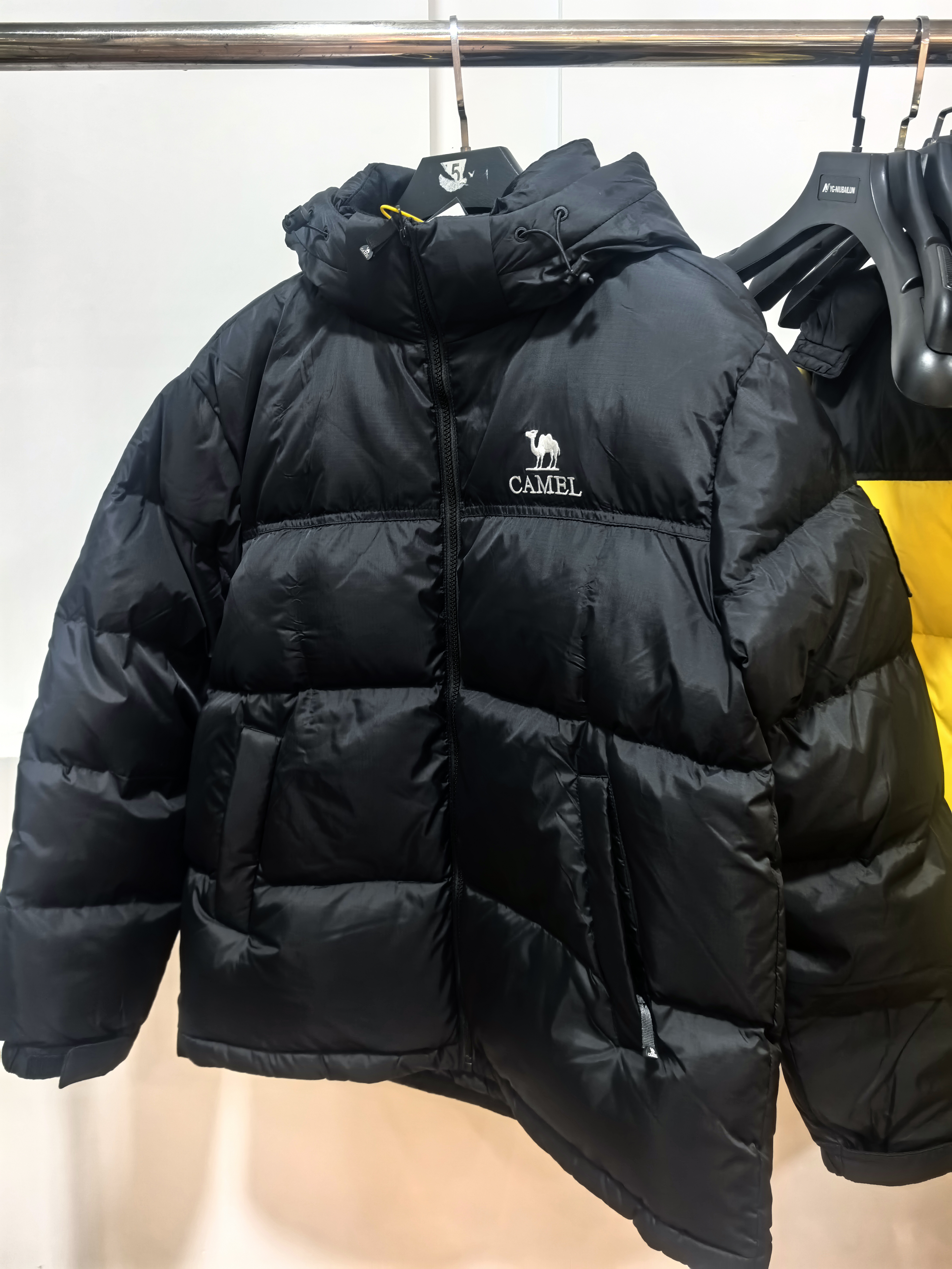 2025新款羽绒服男女同款可拆卸帽白鸭绒面包羽绒服刺绣标保暖百搭