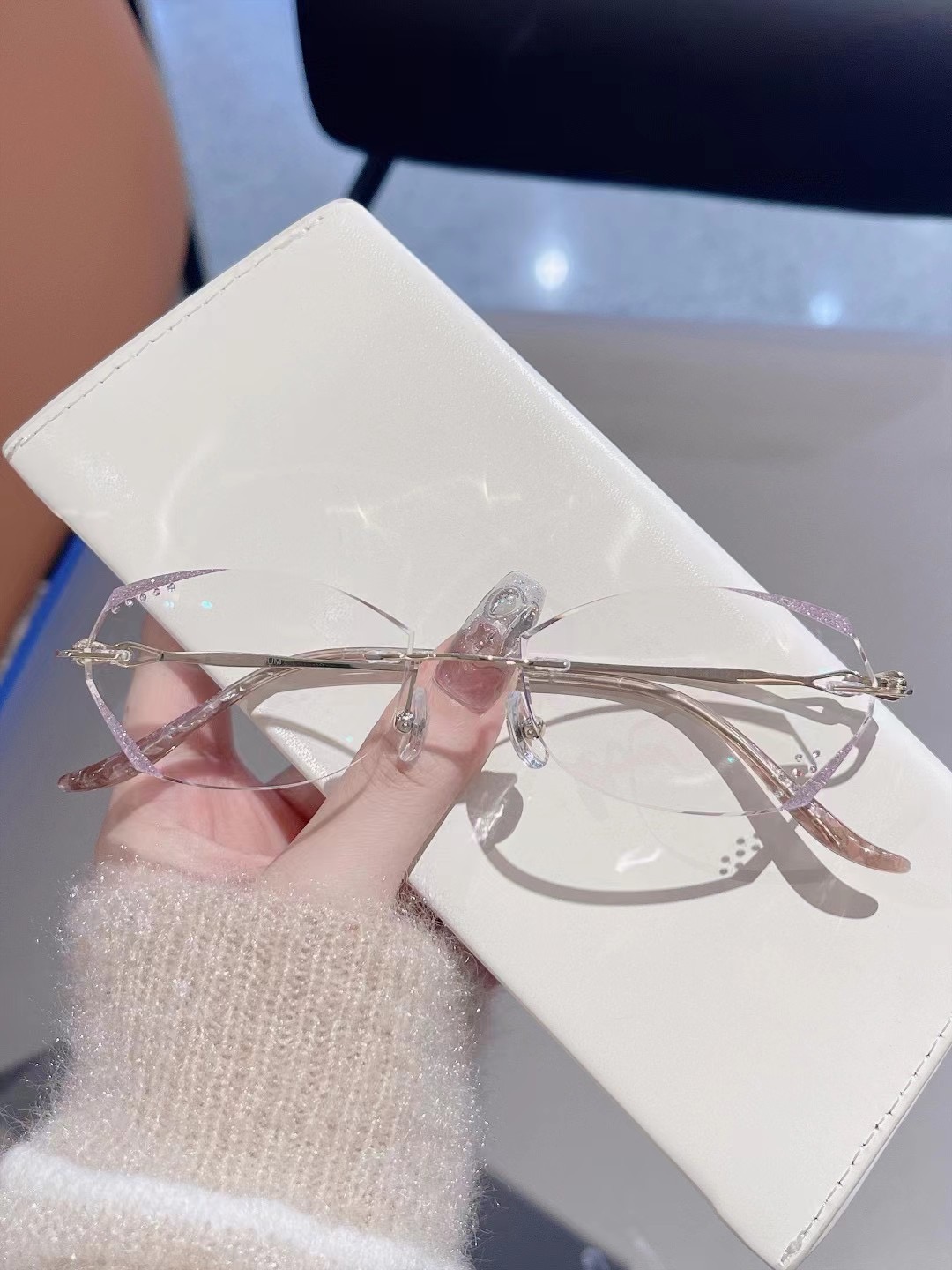 无框切边小片形定制成品女款纯钛瘦脸时尚气质淑女配度数变色眼镜