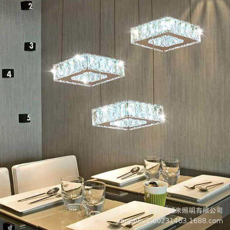 轻奢高档水晶灯餐厅吊灯现代简约创意个性吧台灯长条三头餐桌灯具