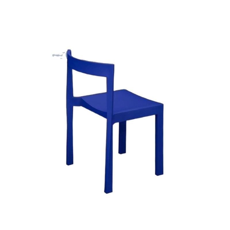 休闲莫比乌斯椅网红餐椅多巴胺设计师款单人可叠放靠背椅塑料椅子