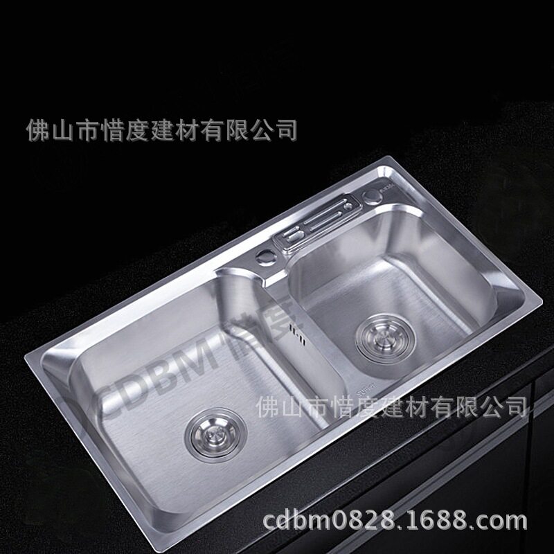 厂家直销304不锈钢水槽一体成型斜边双槽拉丝79*43带刀架现货供应