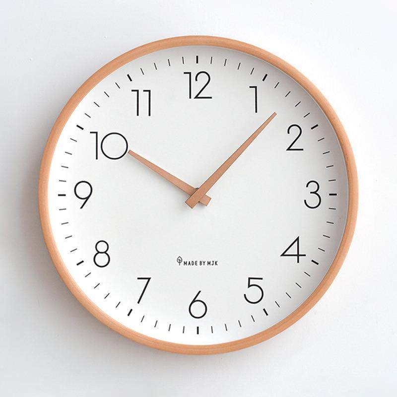 简约实木钟表挂钟客厅2025新款家用石英钟挂表时钟挂墙静音家纺家