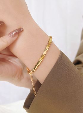 日韩简约鱼鳞手链女小众高级感复古小众设计新款气质百搭手饰