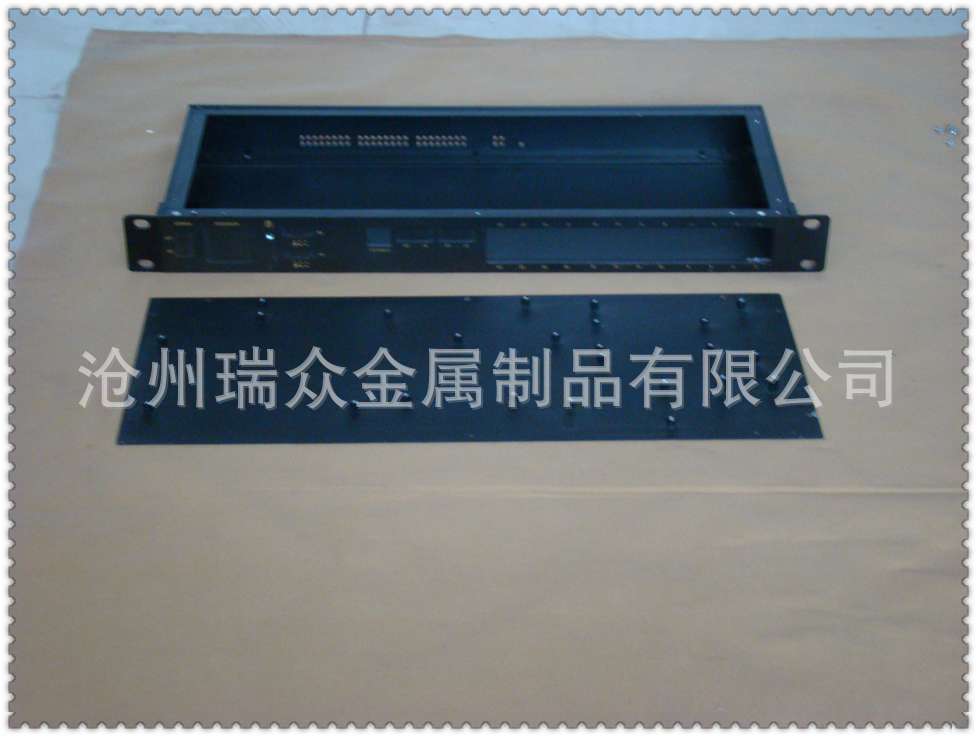 铝型材机箱机柜外壳配电器壳体加工微机保护壳体图片