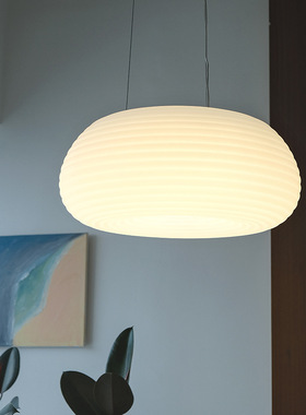 北欧白色餐厅小客厅主卧室吊灯led现代简约艺术儿童房间书房灯具