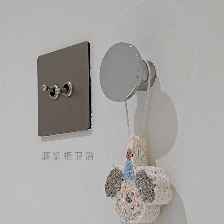 廖掌柜极简全铜挂钩卫生间挂钩衣帽间挂衣钩设计师款浴室挂钩G1