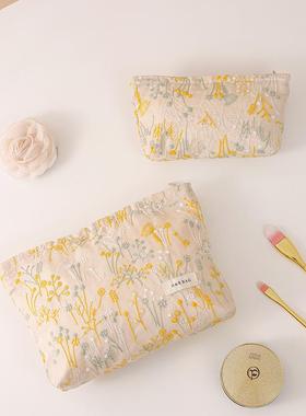 新款苎棉麻植物刺绣化妆包手拿便携式帆布收纳袋口红护肤品洗漱包