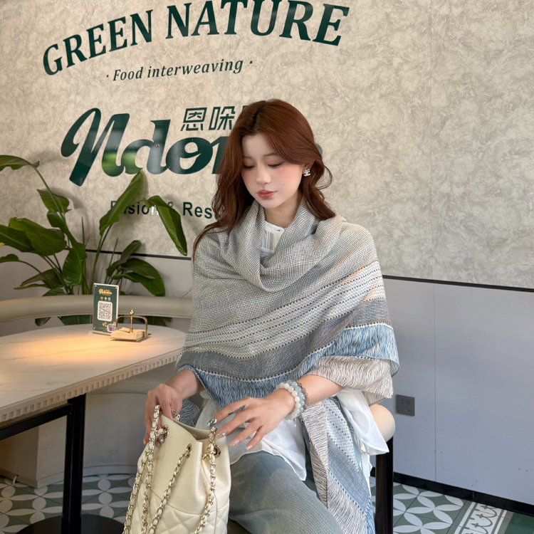 薄款棉麻围巾女夏季2025新款防晒大方巾薄款丝巾空调房外搭披肩
