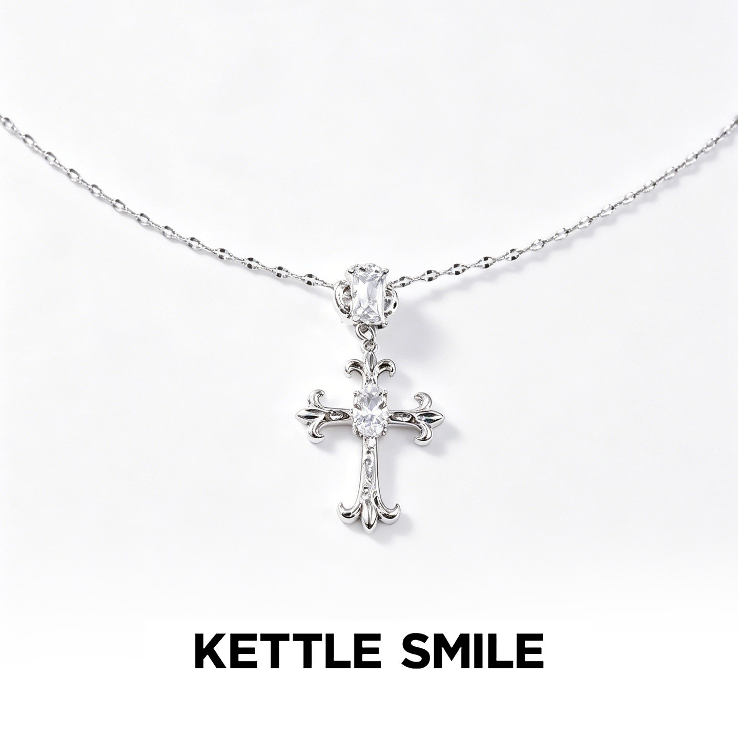KETTLE SMILE十字锁骨链