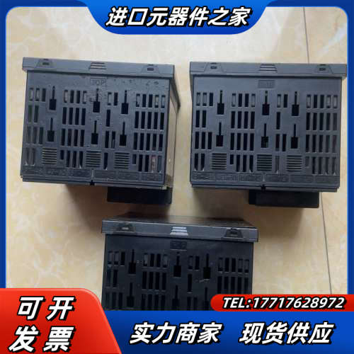 PXR9TAY1-8W000-C 温度控制器共有3只议价