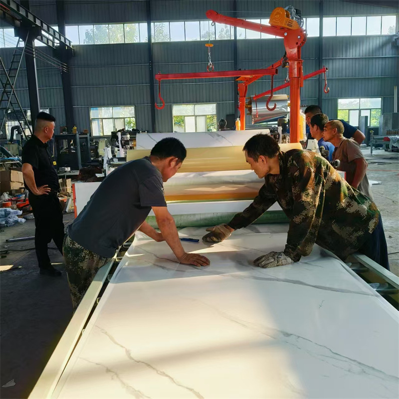 竹炭木纤维墙板覆膜机 中纤板贴面机 木饰面冷胶热熔胶两用平贴机