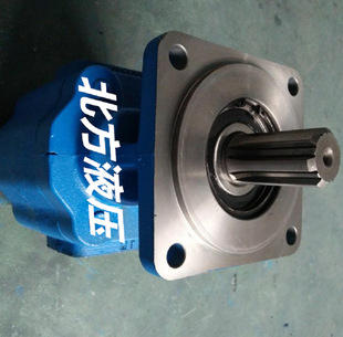 非开挖钻机黄海28吨三联泵液压配件