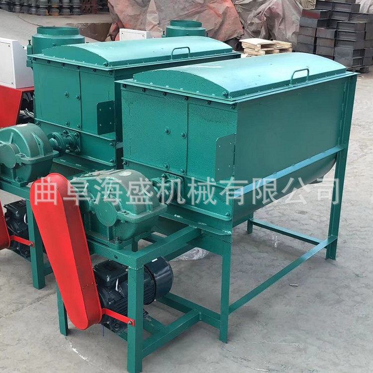 卧式搅拌机0.5立方价格小型饲料加工拌料机卧式搅拌机饲料混合