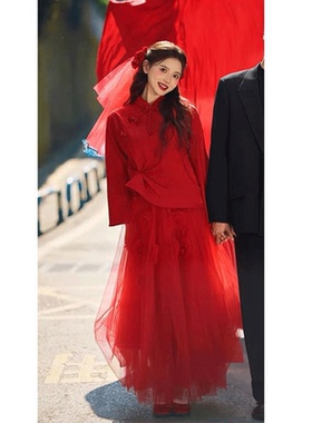 平时可穿订婚礼服晨袍新中式国风高级感红色上衣半身裙套装女春季