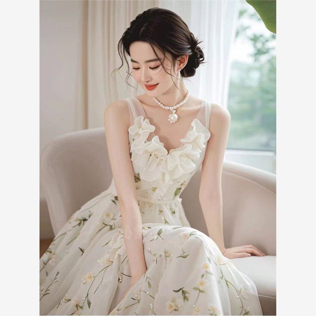 茶歇法式白色花边领吊带
