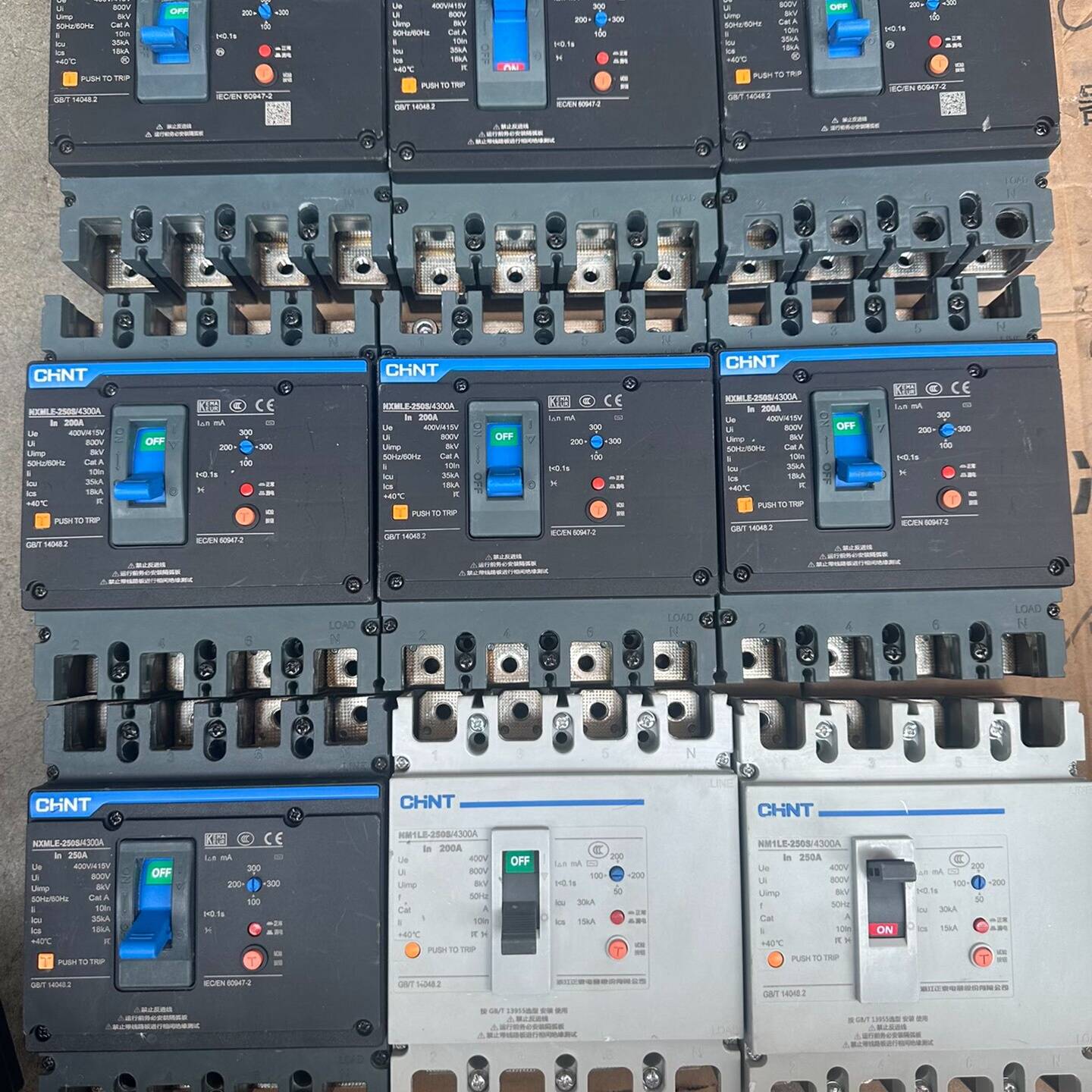 正泰NXMLE-250S/4300A漏电断议价 也可为维修!!