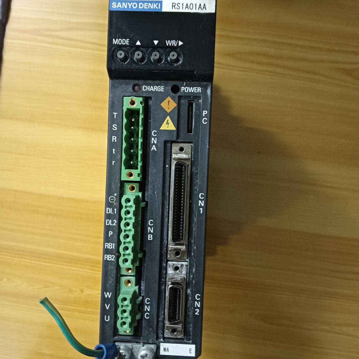 三洋伺服驱动器、RS1A01AA议价 也可为维修！！