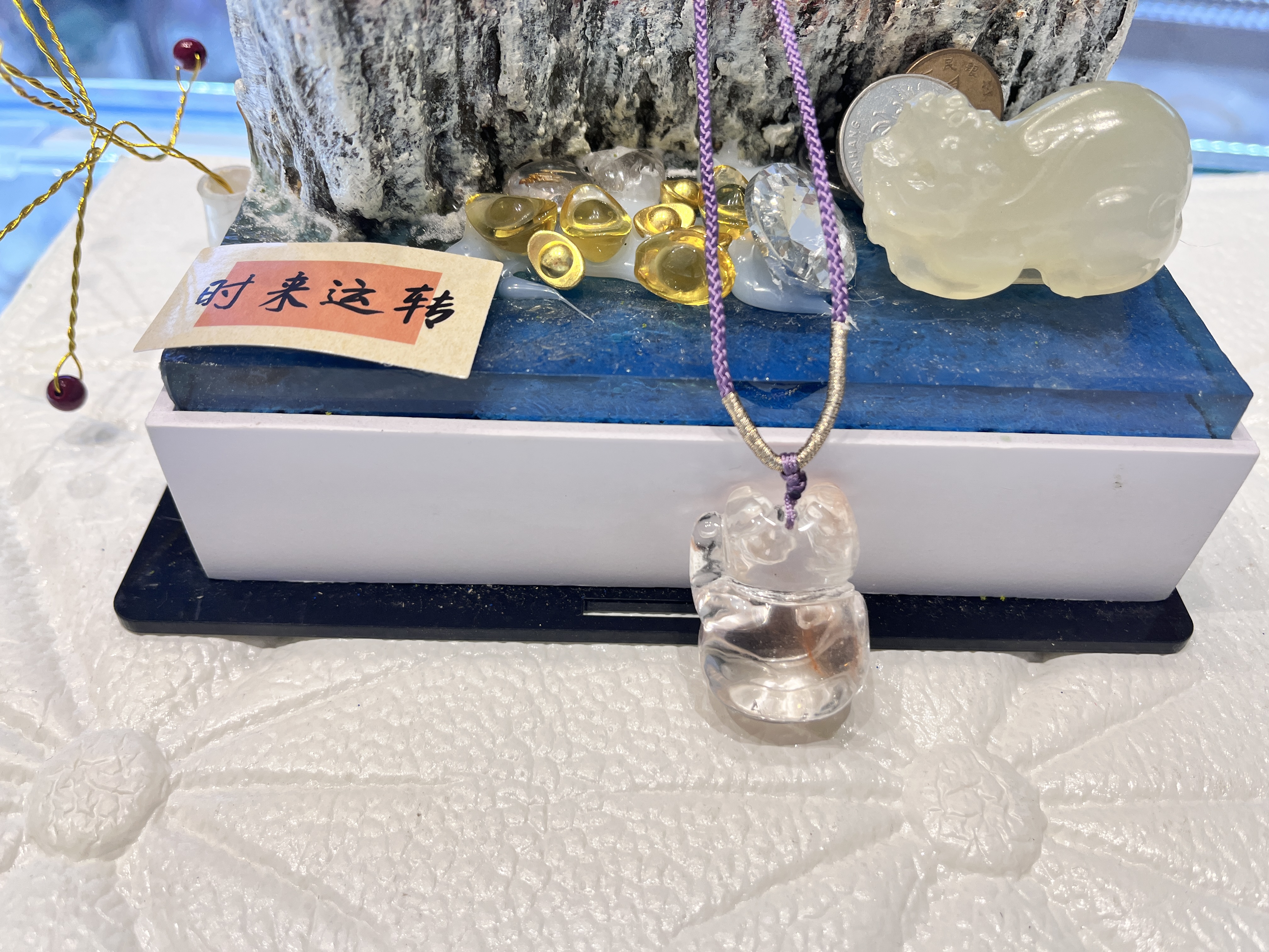 天然水晶吊坠发晶原矿雕刻招财猫项链微瑕结缘