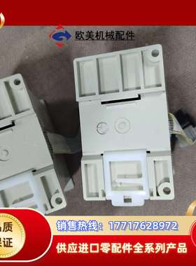 FX3U-4AD，原装正品，橙色如图，功能有个小议价