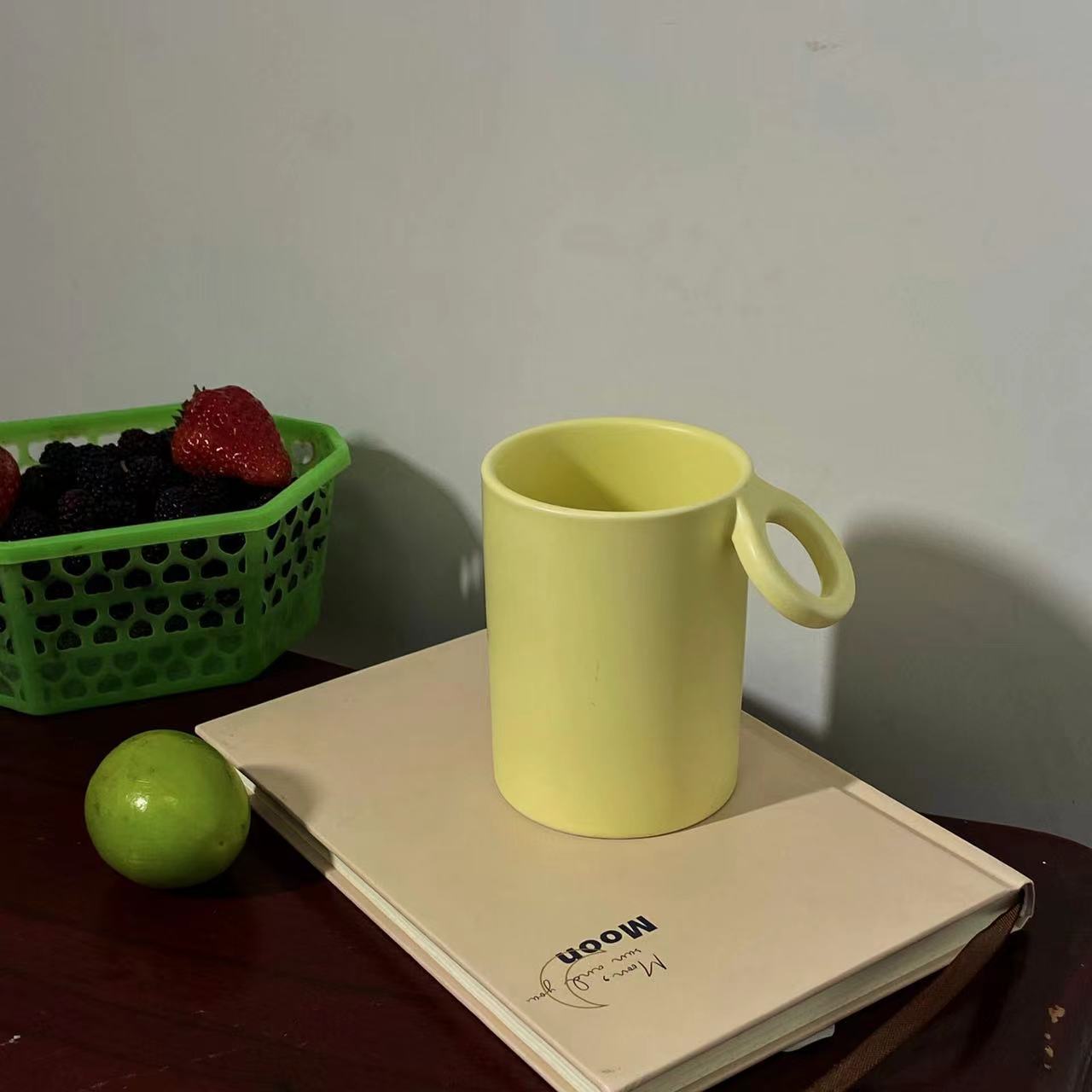 北欧Ins陶瓷马克杯圆圈倒立杯喝水情侣咖啡杯女生ins风爆款