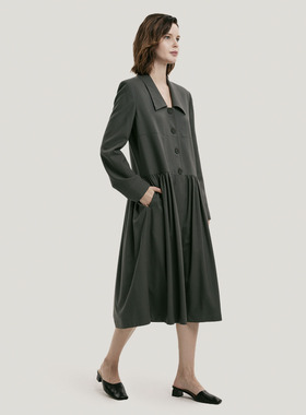 Gentle Herd 2024年原创设计复古翻领褶皱衬衣裙休闲宽松混羊毛裙